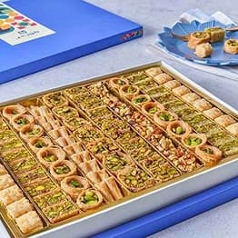 Pistachio Oriental Sweets Large Box